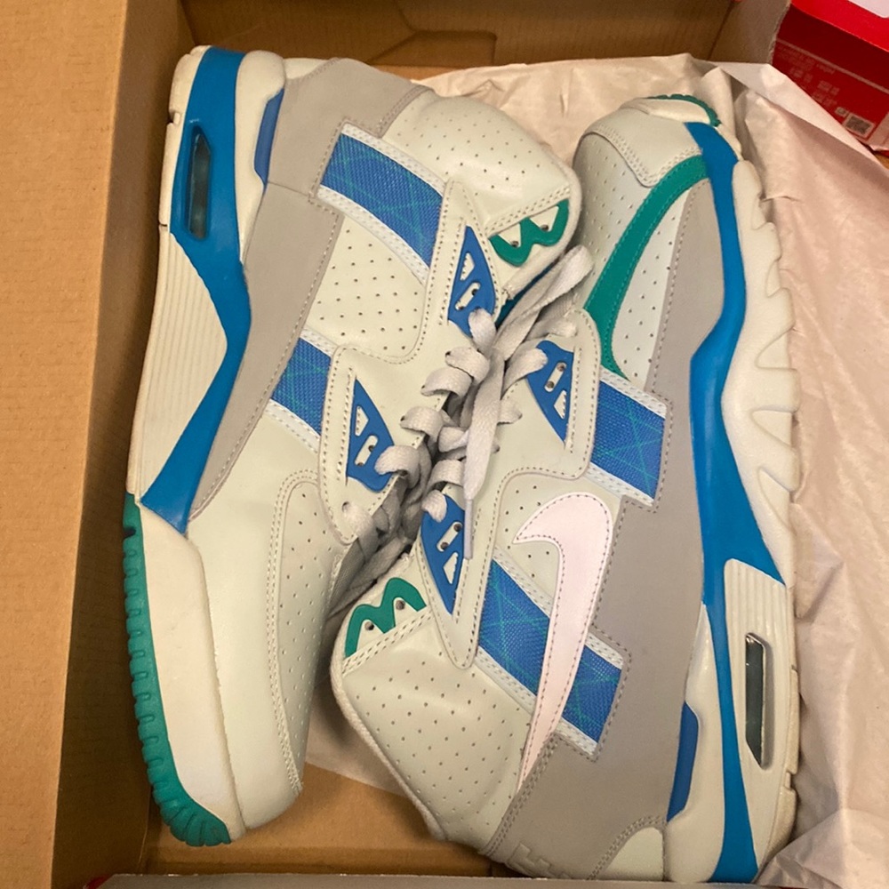 Air trainer / Bo Jackson